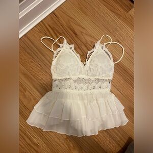 Pink Lily white lace top - XS